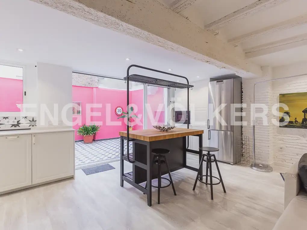 Appartement de 2 chambres à louer à Valence ville - 1 800 € (Ref: 9897670)