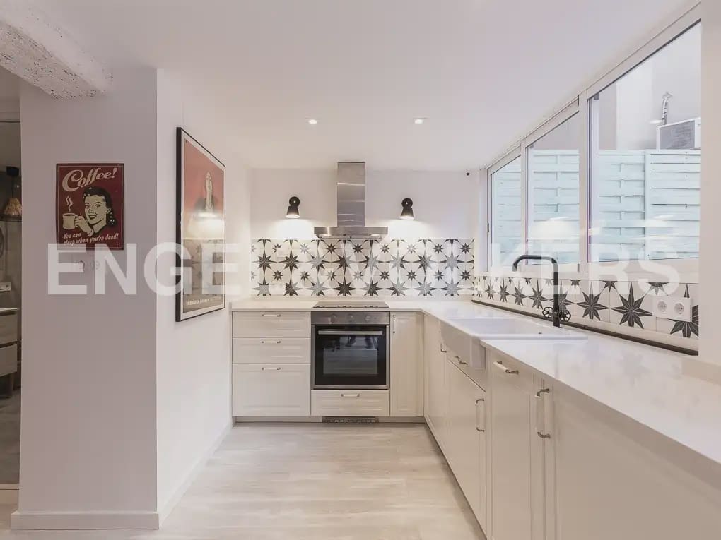Appartement de 2 chambres à louer à Valence ville - 1 800 € (Ref: 9897670)