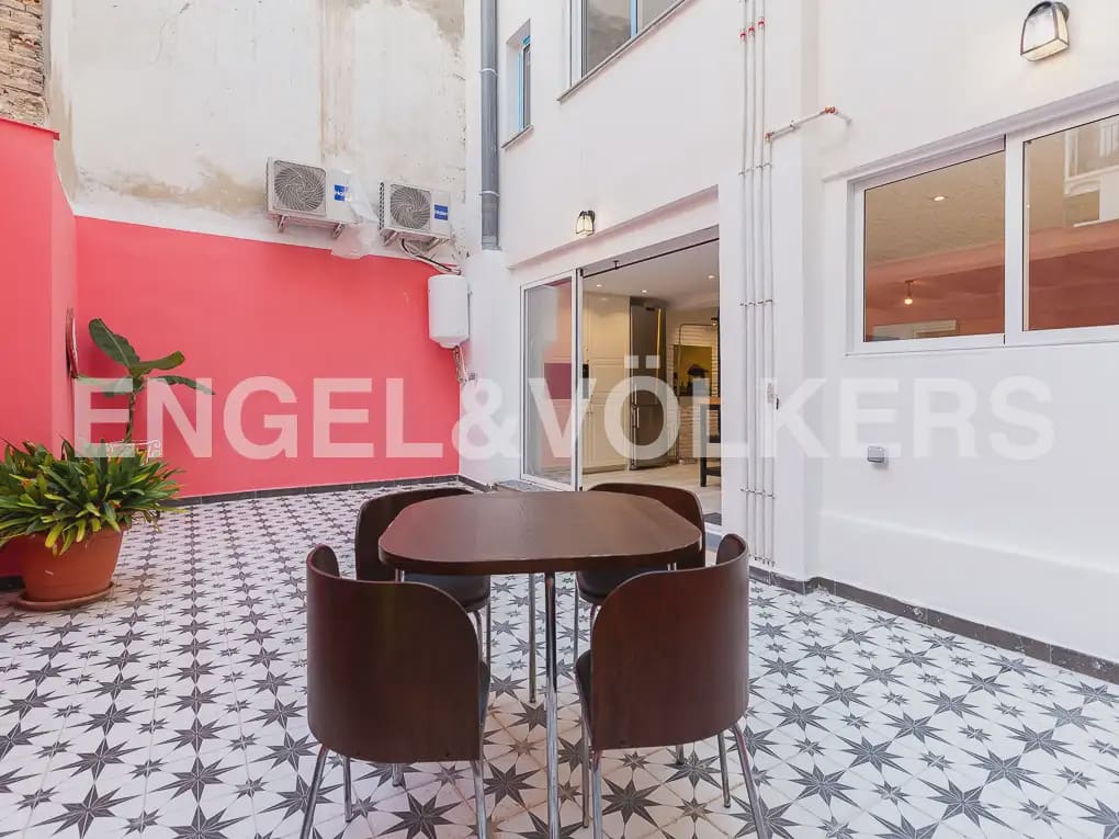 Appartement de 2 chambres à louer à Valence ville - 1 800 € (Ref: 9897670)