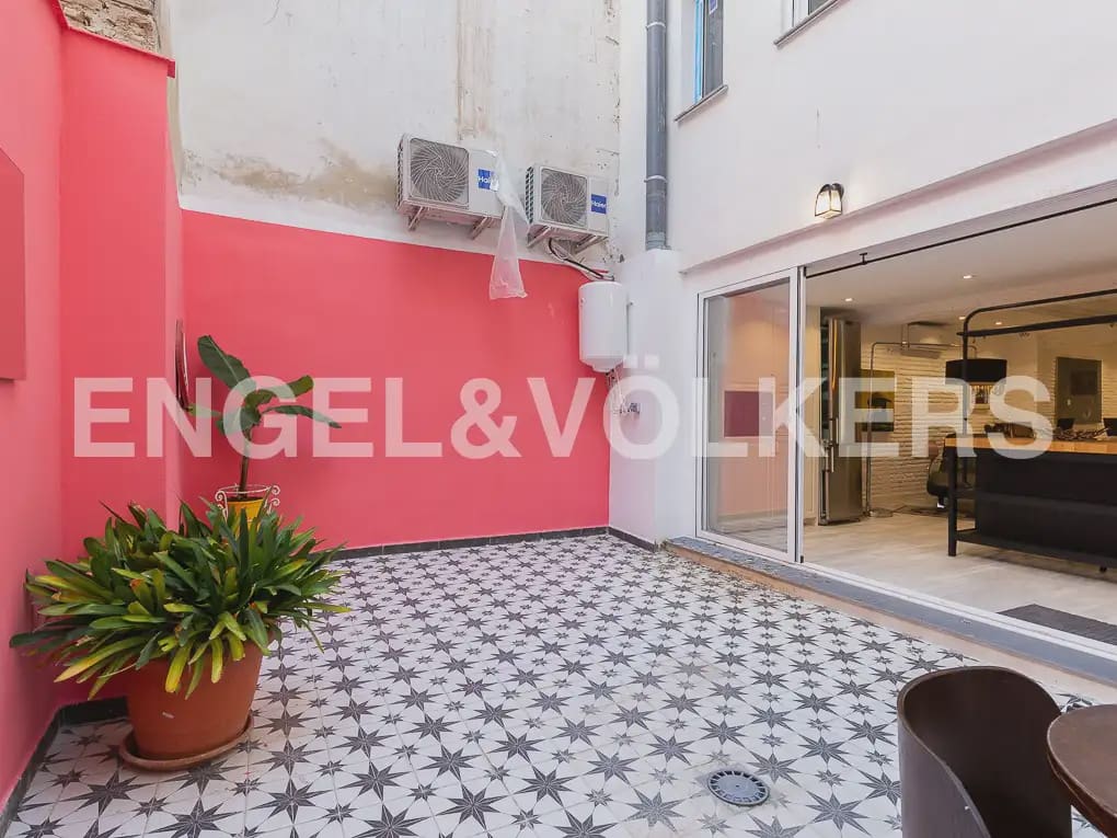 Appartement de 2 chambres à louer à Valence ville - 1 800 € (Ref: 9897670)