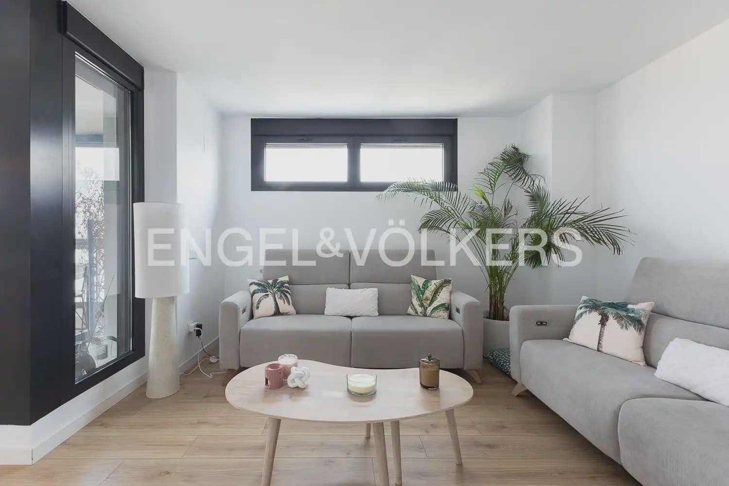 4 camera da letto Appartamento da affittare in Valencia citta con piscina garage - 2.800 € (Rif: 9897672)