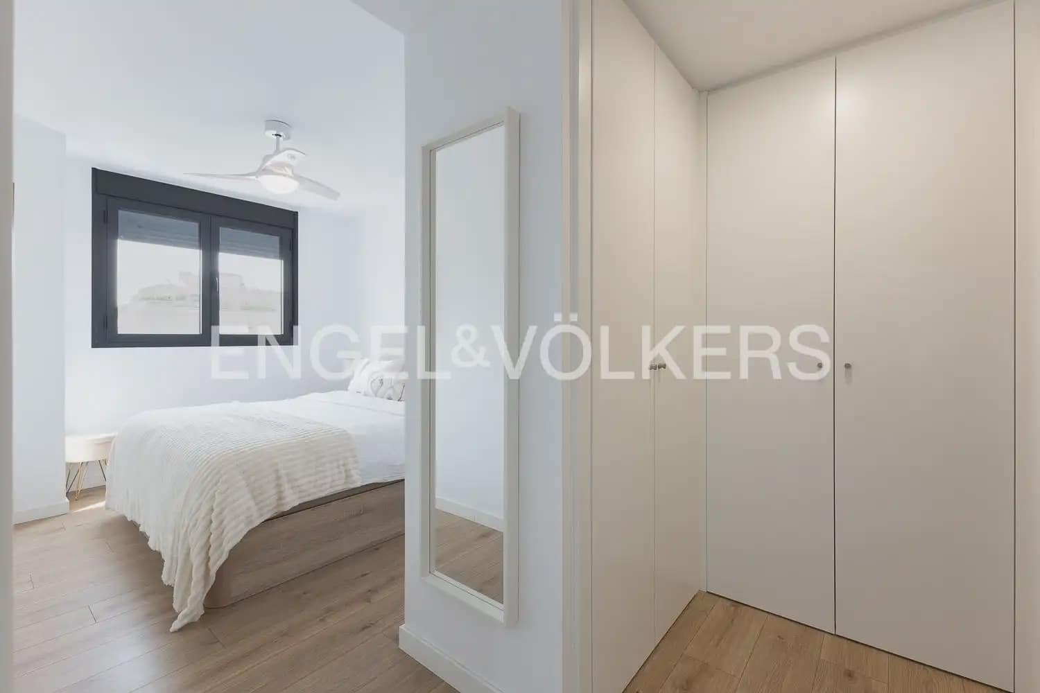 4 camera da letto Appartamento da affittare in Valencia citta con piscina garage - 2.800 € (Rif: 9897672)