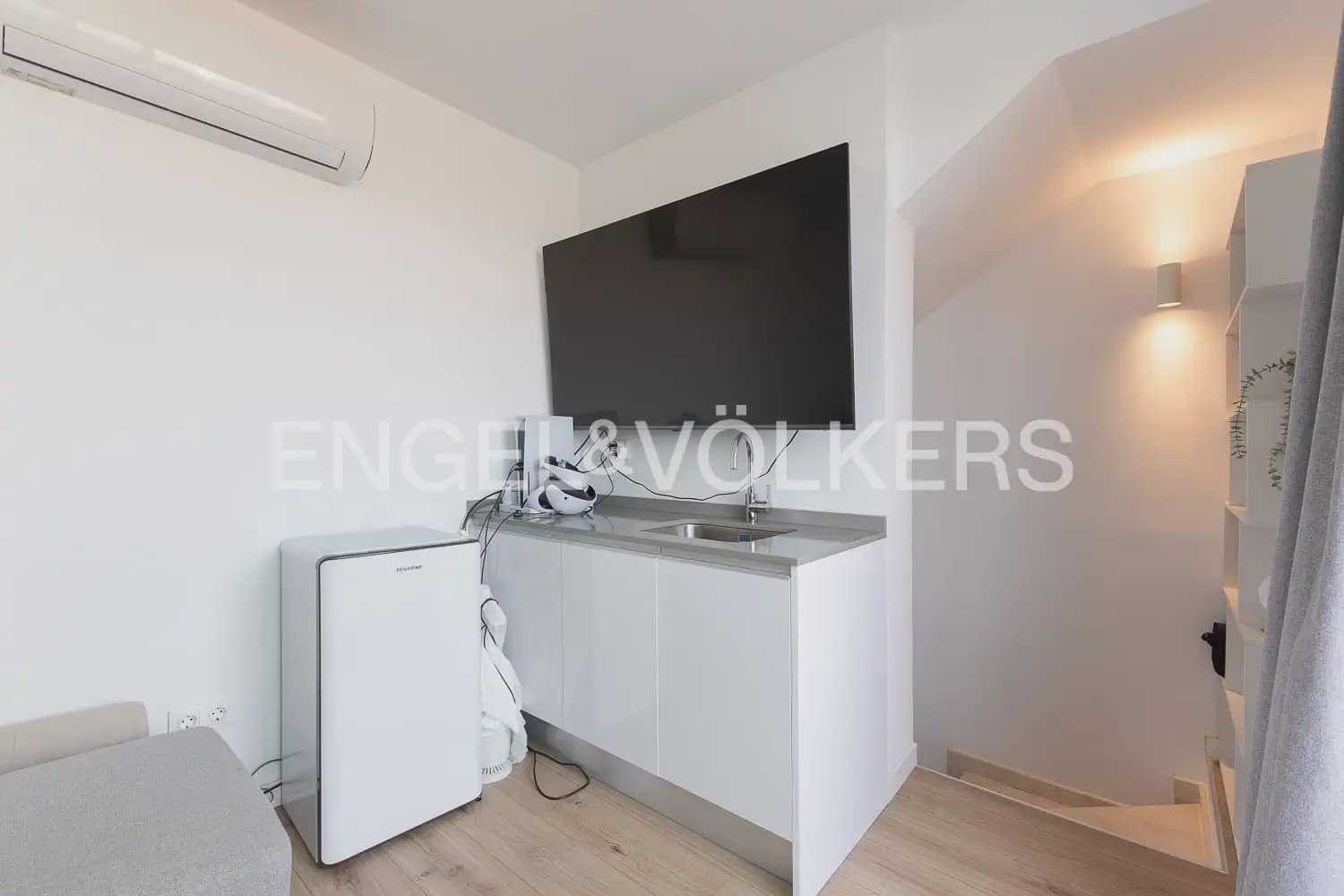 4 camera da letto Appartamento da affittare in Valencia citta con piscina garage - 2.800 € (Rif: 9897672)