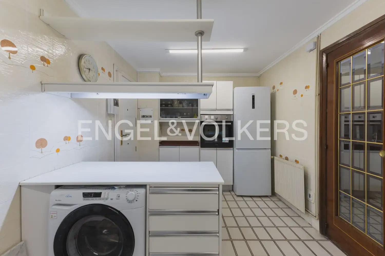 5 Zimmer Wohnung zu verkaufen in Valencia Stadt mit Garage - 655.000 € (Ref: 9897673)