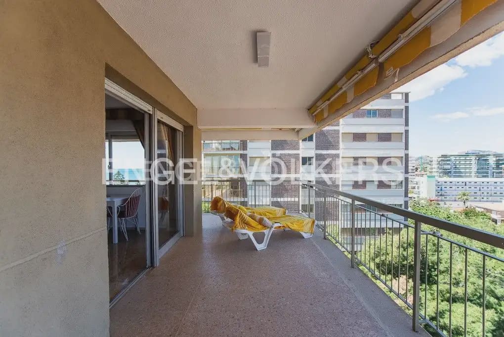2 soveværelse Lejlighed til leje i Benicassim med garage - € 1.000 (Ref: 9897676)