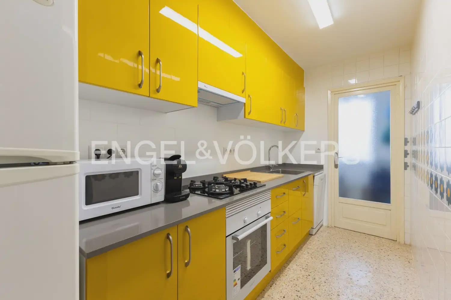 2 soveværelse Lejlighed til leje i Benicassim med garage - € 1.000 (Ref: 9897676)