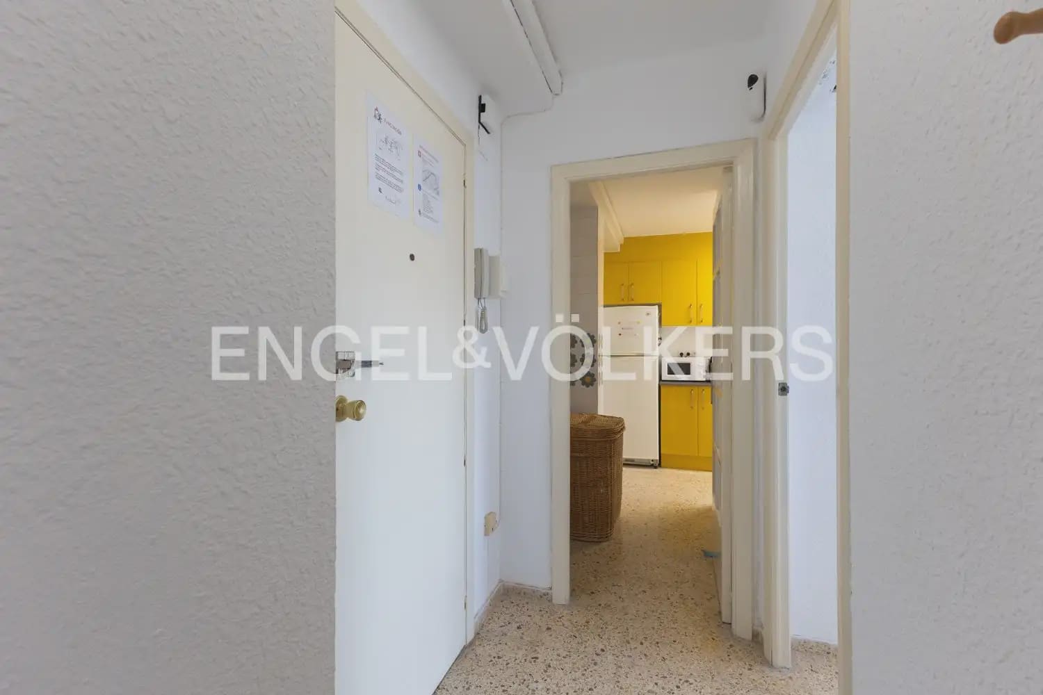 2 soveværelse Lejlighed til leje i Benicassim med garage - € 1.000 (Ref: 9897676)