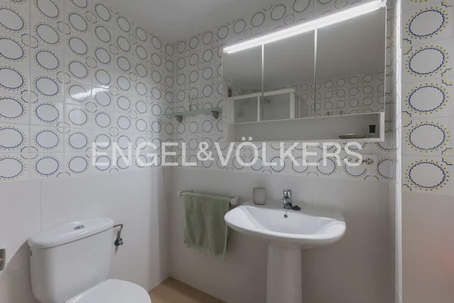 2 soveværelse Lejlighed til leje i Benicassim med garage - € 1.000 (Ref: 9897676)
