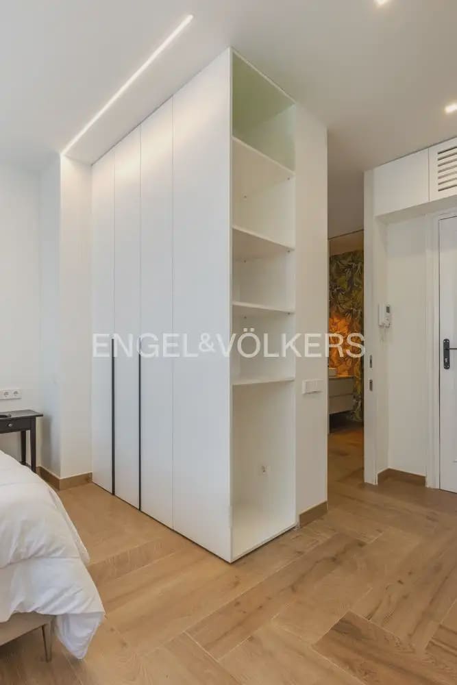 3 Zimmer Wohnung zu vermieten in Valencia Stadt - 3.100 € (Ref: 9897677)