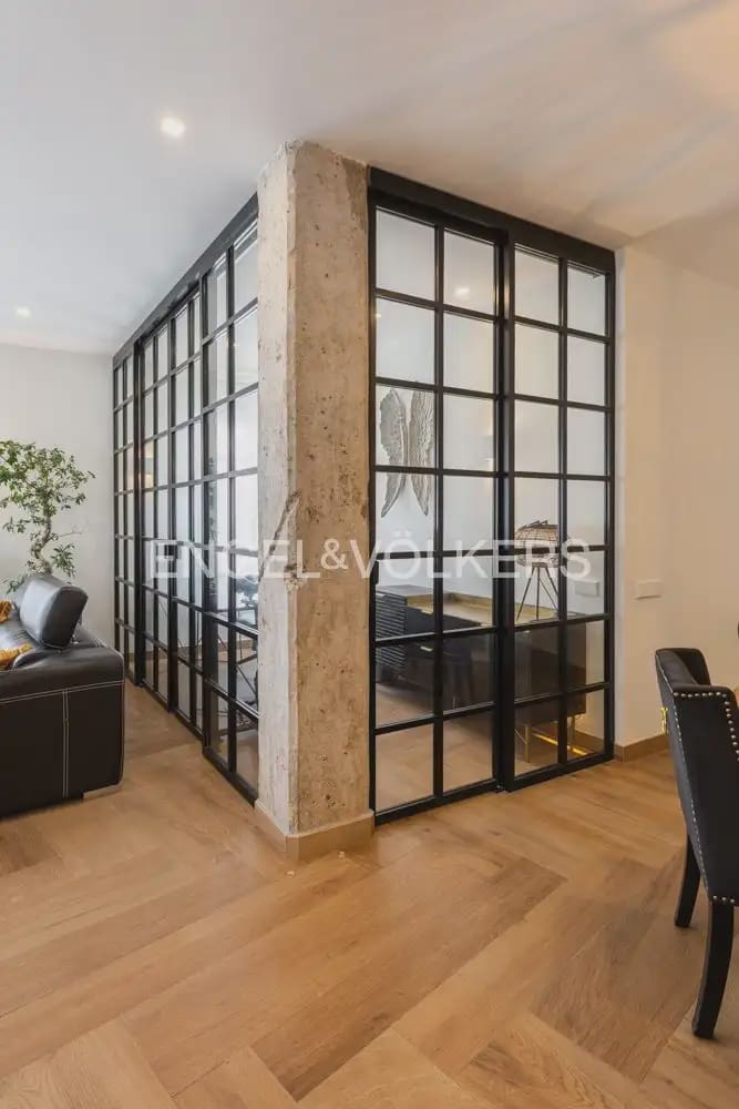 3 Zimmer Wohnung zu vermieten in Valencia Stadt - 3.100 € (Ref: 9897677)