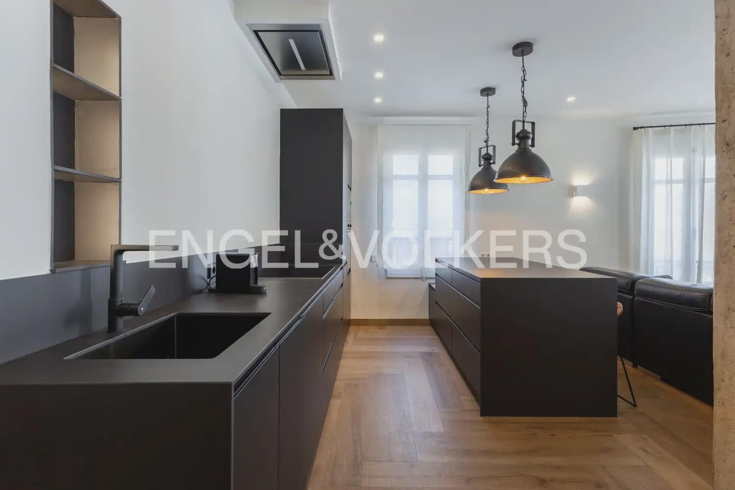 3 Zimmer Wohnung zu vermieten in Valencia Stadt - 3.100 € (Ref: 9897677)