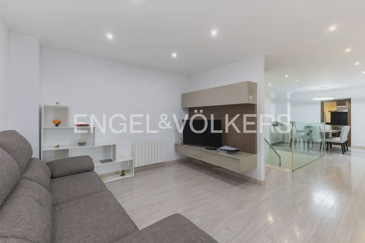 3 bedroom Flat for sale in Rafelbunyol with garage - € 360,000 (Ref: 9897679)