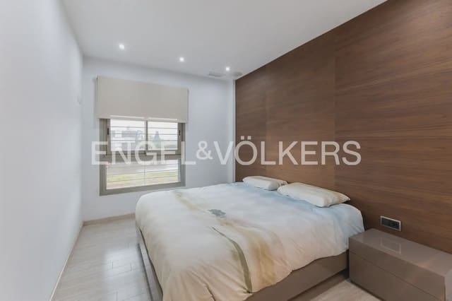 3 bedroom Flat for sale in Rafelbunyol with garage - € 360,000 (Ref: 9897679)