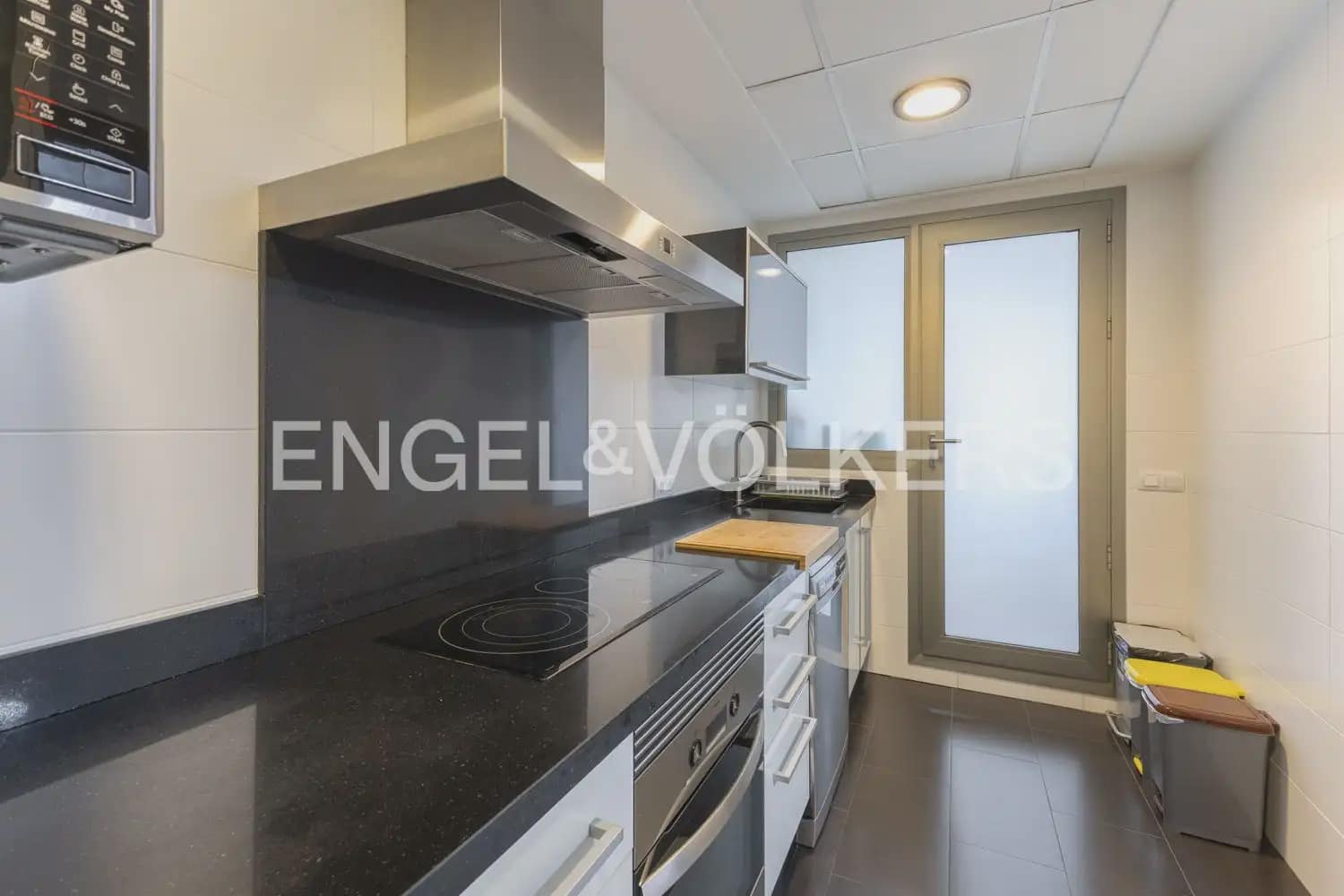 3 bedroom Flat for sale in Rafelbunyol with garage - € 360,000 (Ref: 9897679)