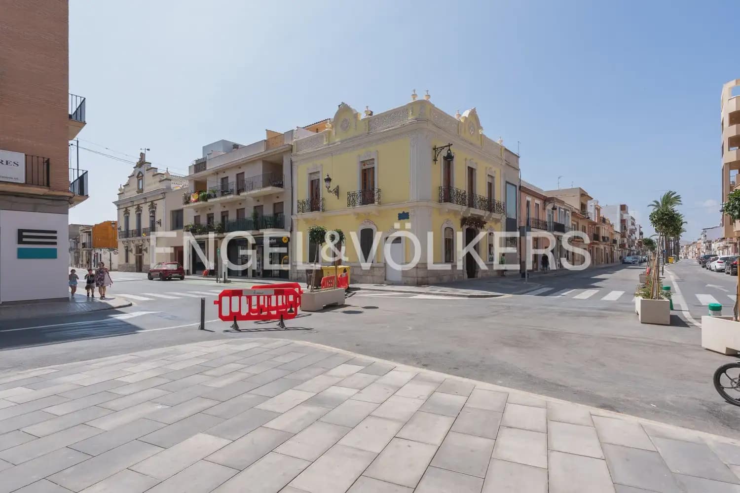 3 bedroom Flat for sale in Rafelbunyol with garage - € 360,000 (Ref: 9897679)