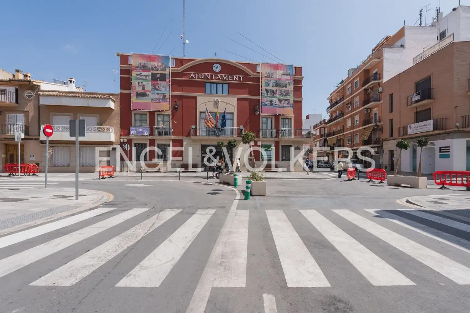 3 bedroom Flat for sale in Rafelbunyol with garage - € 360,000 (Ref: 9897679)