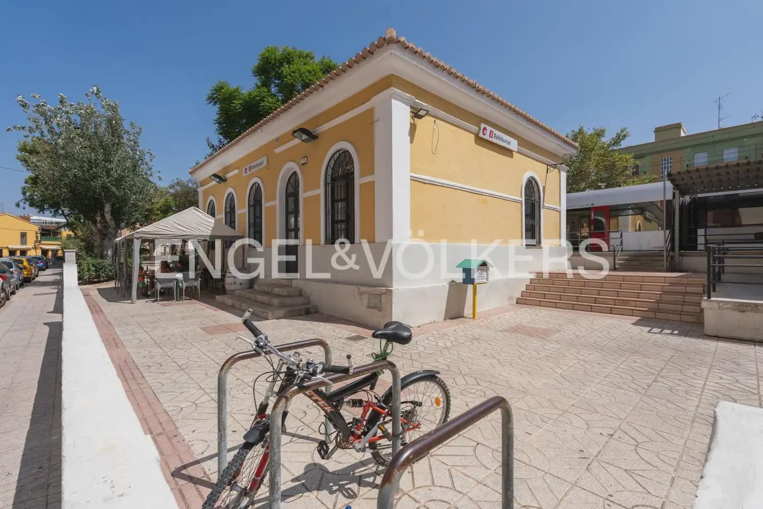 3 bedroom Flat for sale in Rafelbunyol with garage - € 360,000 (Ref: 9897679)