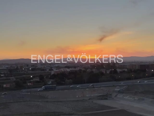 1 soveværelse Lejlighed til leje i Xirivella med garage - € 1.300 (Ref: 9897680)