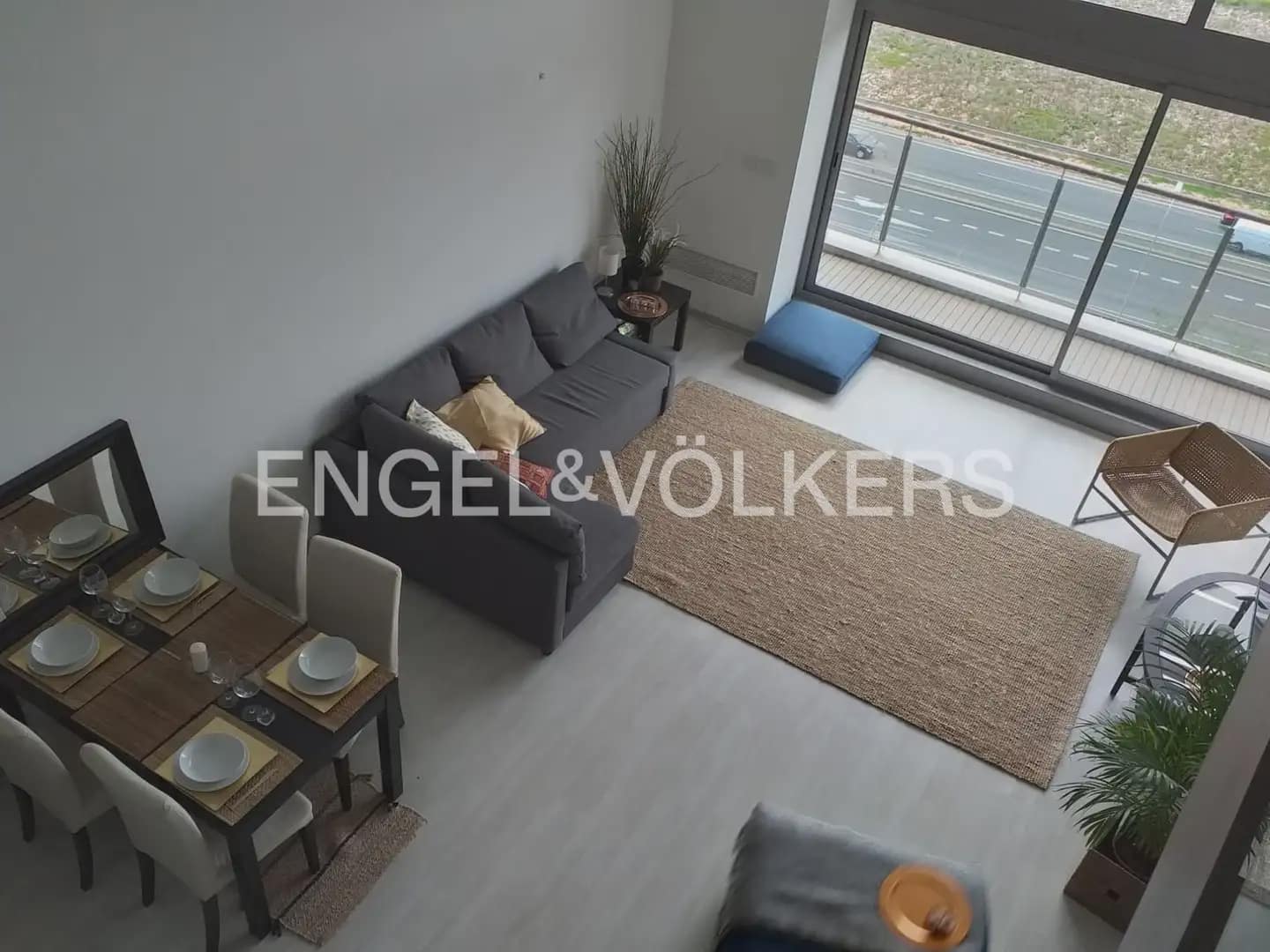 1 Zimmer Wohnung zu vermieten in Xirivella mit Garage - 1.300 € (Ref: 9897680)