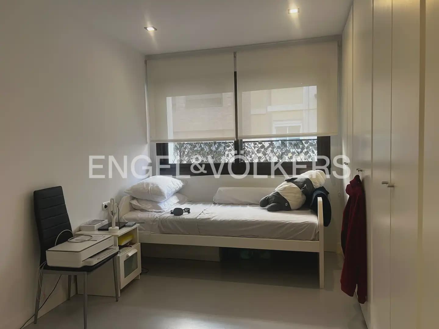 3 makuuhuone Asunto vuokrattavana paikassa Valencia kaupunki mukana 
autotalli - 2 300 € (Ref: 9897681)