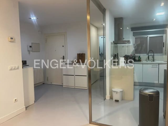 3 makuuhuone Asunto vuokrattavana paikassa Exposicio, Valencia kaupunki mukana 
autotalli - 2 300 € (Ref: 9897681)