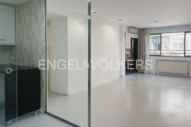 3 quarto Apartamento para arrendar em Exposicio, Valência cidade com garagem - 2 300 € (Ref: 9897681)