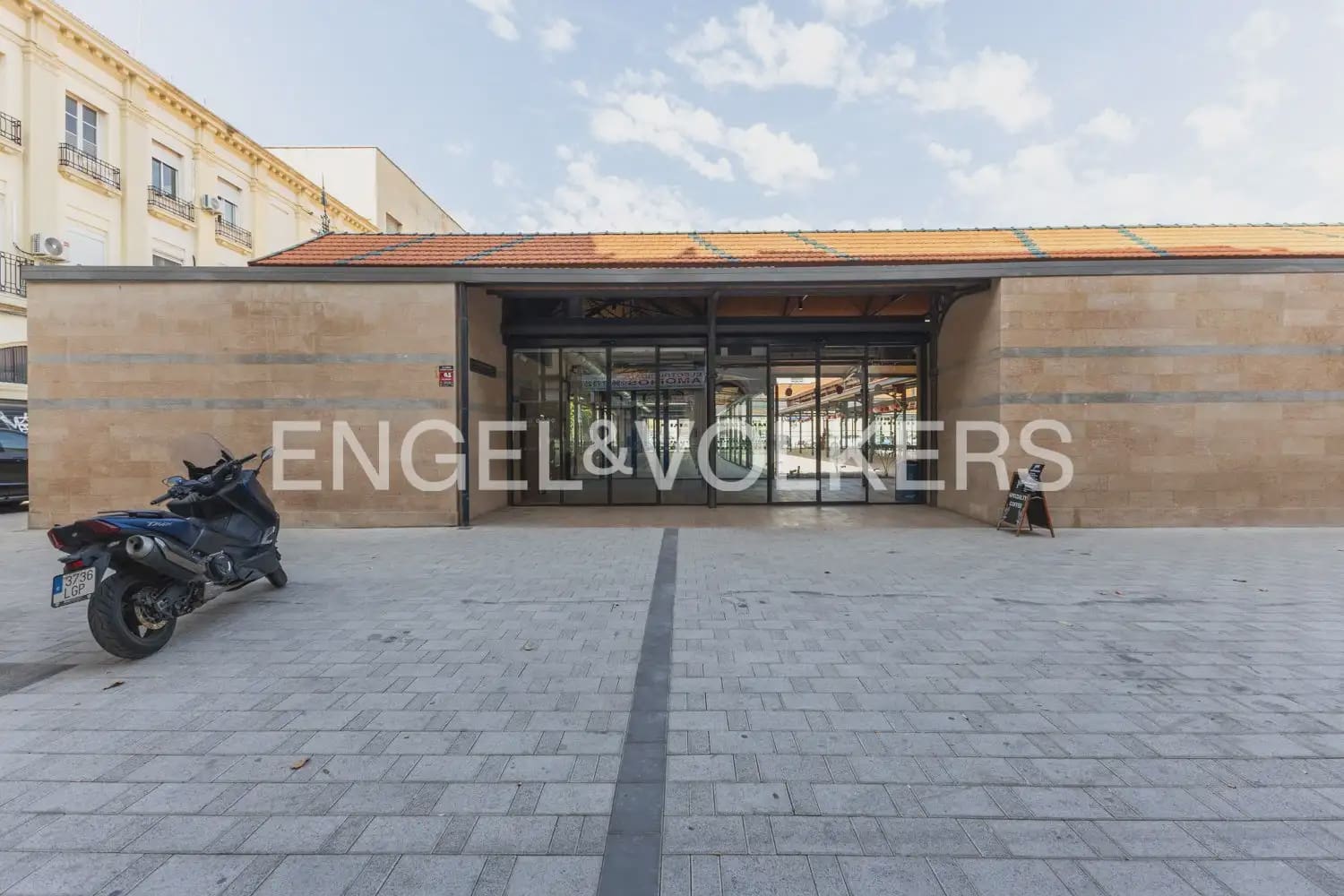 1 slaapkamer Flat te huur in Valencia stad - € 1.100 (Ref: 9897683)