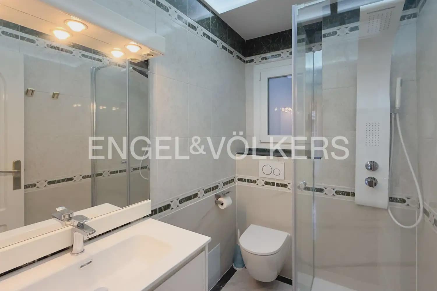 3 camera da letto Appartamento da affittare in Valencia citta - 1.560 € (Rif: 9897684)