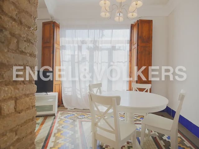 4 slaapkamer Flat te huur in El Carme, Valencia stad - € 2.200 (Ref: 9897686)