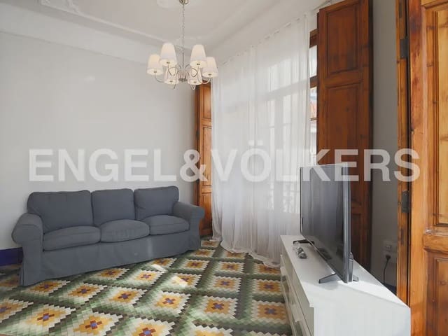 4 slaapkamer Flat te huur in El Carme, Valencia stad - € 2.200 (Ref: 9897686)