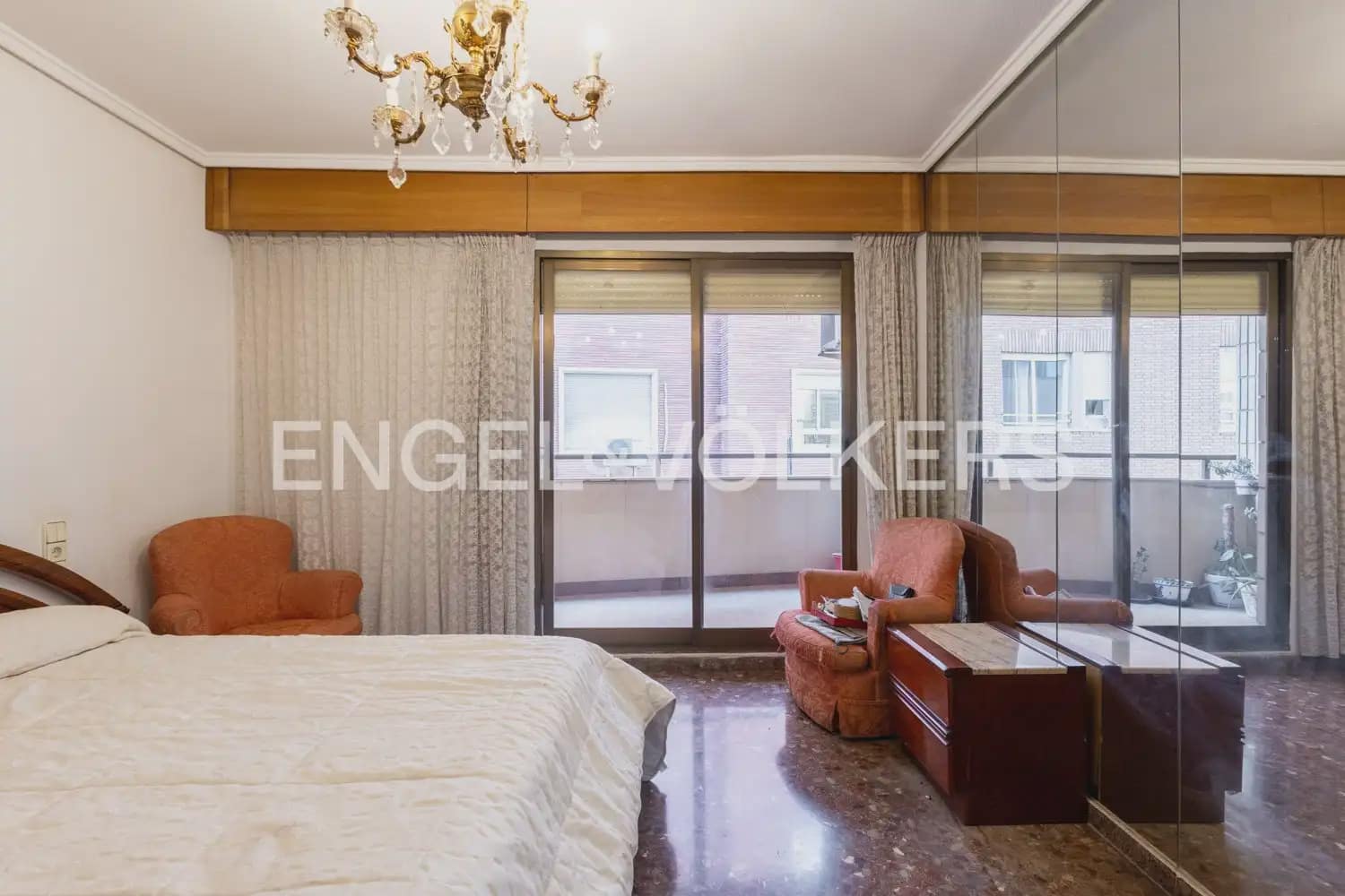 5 quarto Apartamento para venda em Valencia cidade com garagem - 790 000 € (Ref: 9897690)