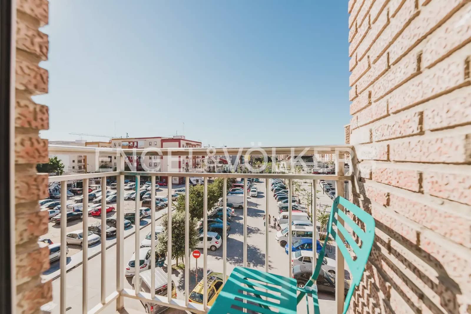 5 quarto Apartamento para arrendar em Valencia cidade - 2 500 € (Ref: 9897691)