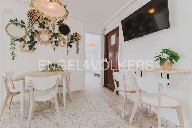 5 quarto Apartamento para arrendar em Cabanyal-Canyamelar, Valência cidade - 2 500 € (Ref: 9897691)