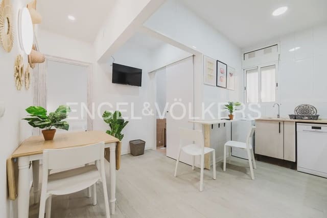 Piso de 4 habitaciones en Aiora, València ciudad en alquiler - 2.000 € (Ref: 9897692)