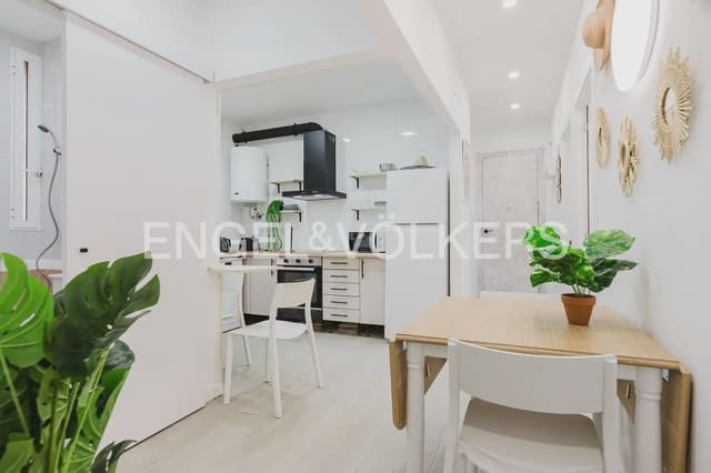 Piso de 4 habitaciones en Aiora, València ciudad en alquiler - 2.000 € (Ref: 9897692)