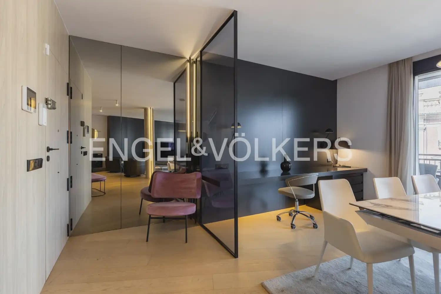 3 soveværelse Lejlighed til salg i Valencia by - € 1.900.000 (Ref: 9897694)