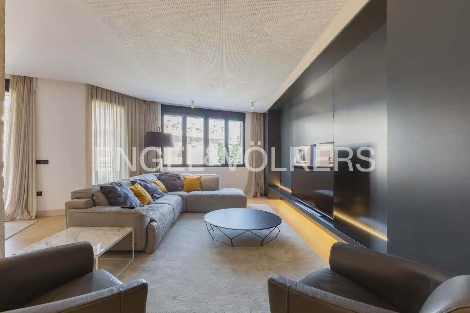 3 soveværelse Lejlighed til salg i Valencia by - € 1.900.000 (Ref: 9897694)