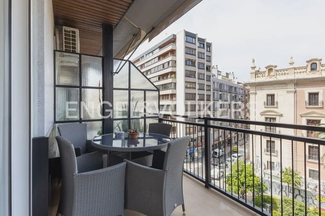 3 soveværelse Lejlighed til salg i El Pla del Remei, Valencia by - € 1.900.000 (Ref: 9897694)