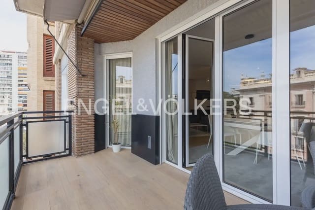 3 soveværelse Lejlighed til salg i El Pla del Remei, Valencia by - € 1.900.000 (Ref: 9897694)