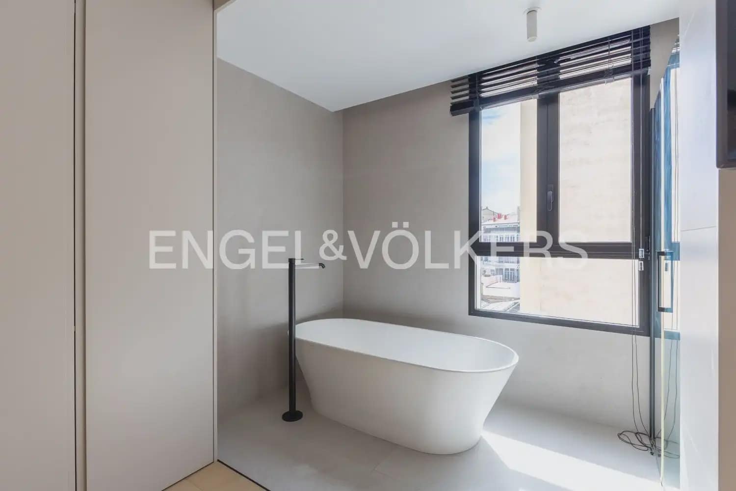 3 soveværelse Lejlighed til salg i Valencia by - € 1.900.000 (Ref: 9897694)