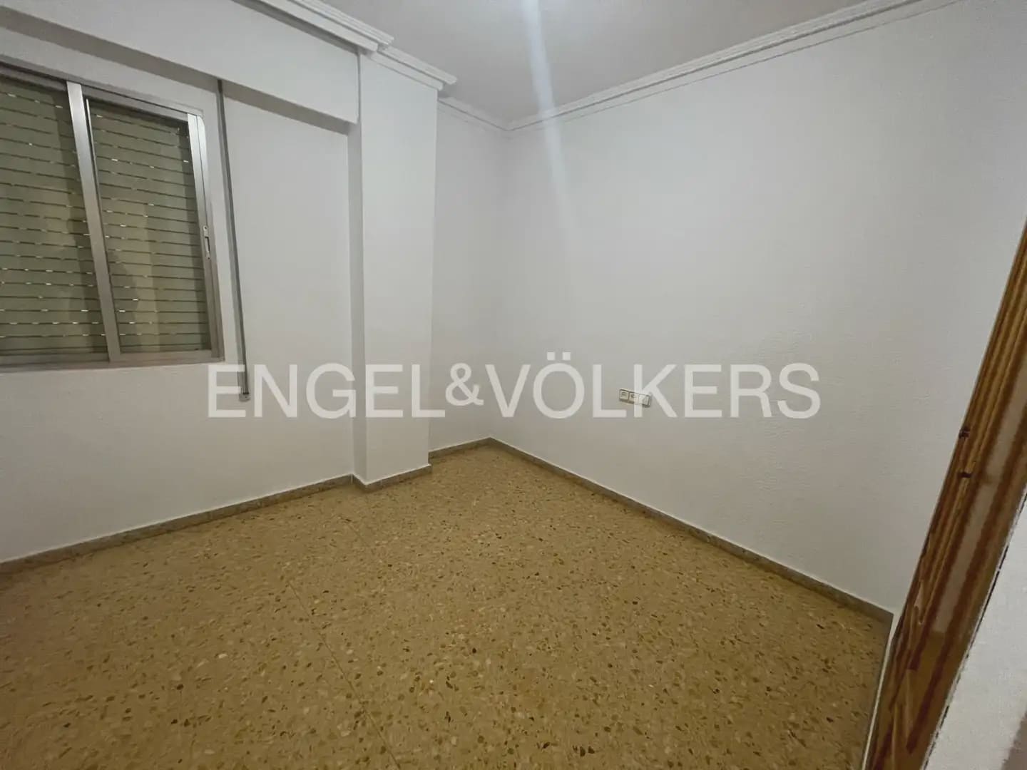 Appartement de 4 chambres à louer à Valence ville - 1 700 € (Ref: 9897696)