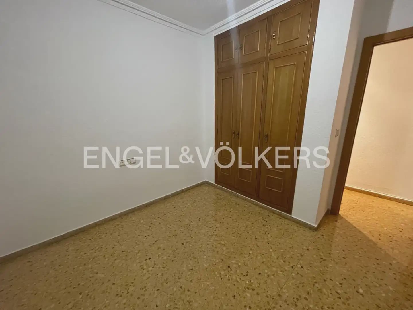 Appartement de 4 chambres à louer à Valence ville - 1 700 € (Ref: 9897696)