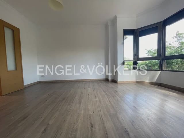 4 Zimmer Wohnung zu vermieten in Marxalenes, València Stadt - 1.700 € (Ref: 9897696)