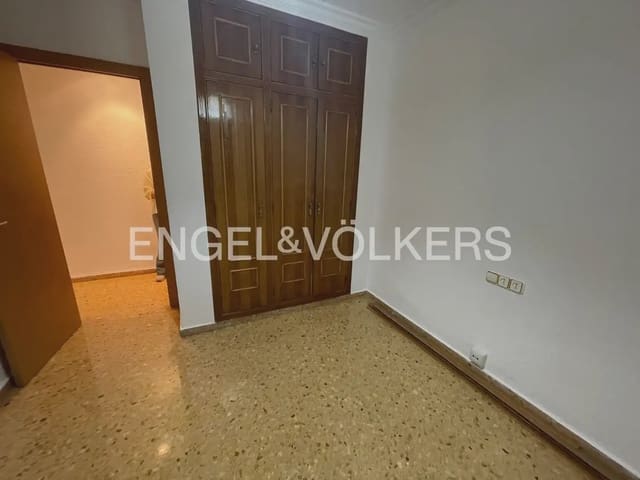 4 Zimmer Wohnung zu vermieten in Marxalenes, València Stadt - 1.700 € (Ref: 9897696)