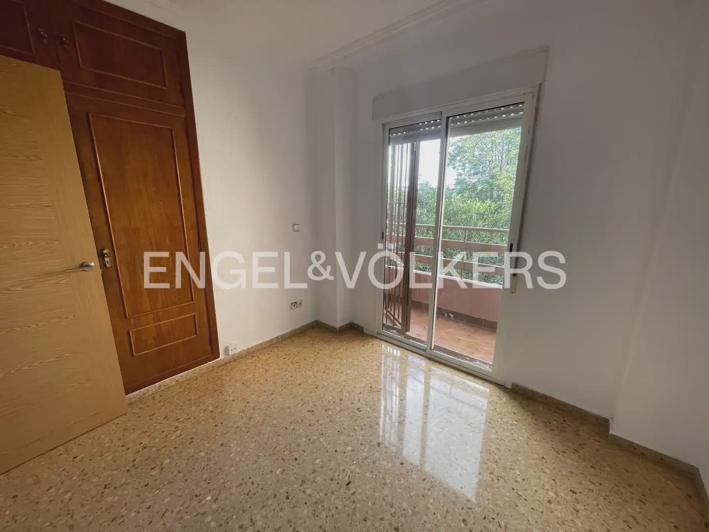 Appartement de 4 chambres à louer à Valence ville - 1 700 € (Ref: 9897696)