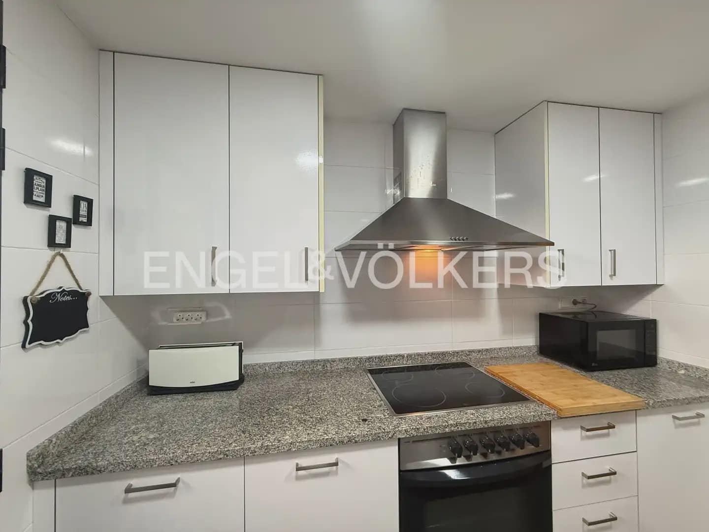3 bedroom Flat for rent in Paiporta with garage - € 1,300 (Ref: 9897697)