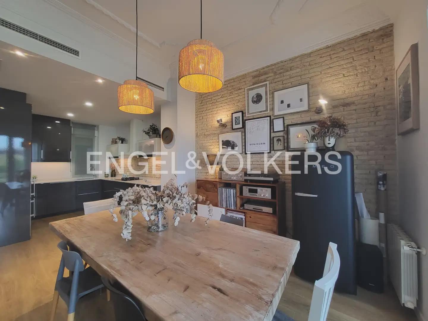 3 sypialnia Mieszkanie do wynajęcia w Miasto Walencja - 3 300 € (Ref: 9897699)