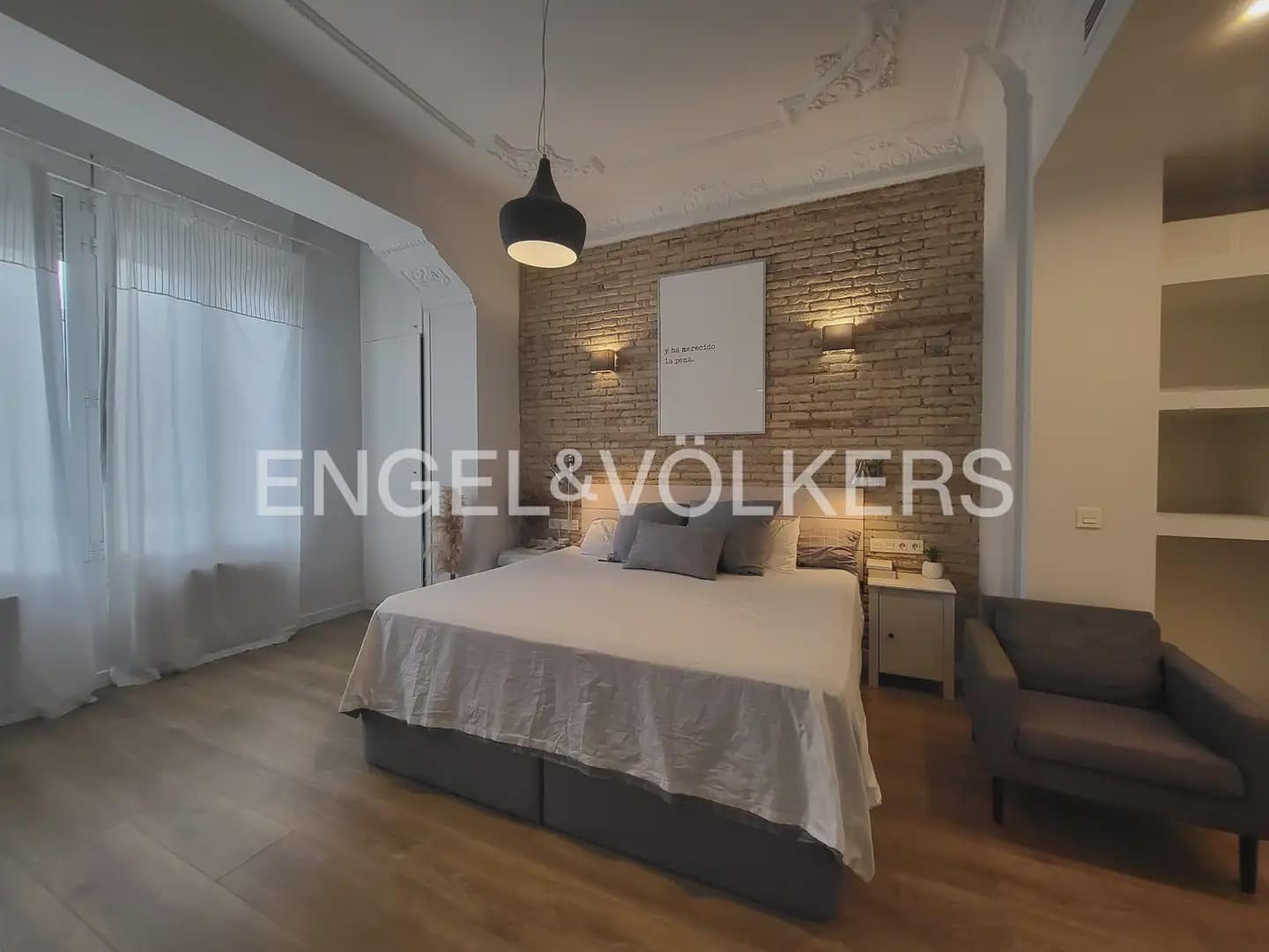 3 sypialnia Mieszkanie do wynajęcia w Miasto Walencja - 3 300 € (Ref: 9897699)