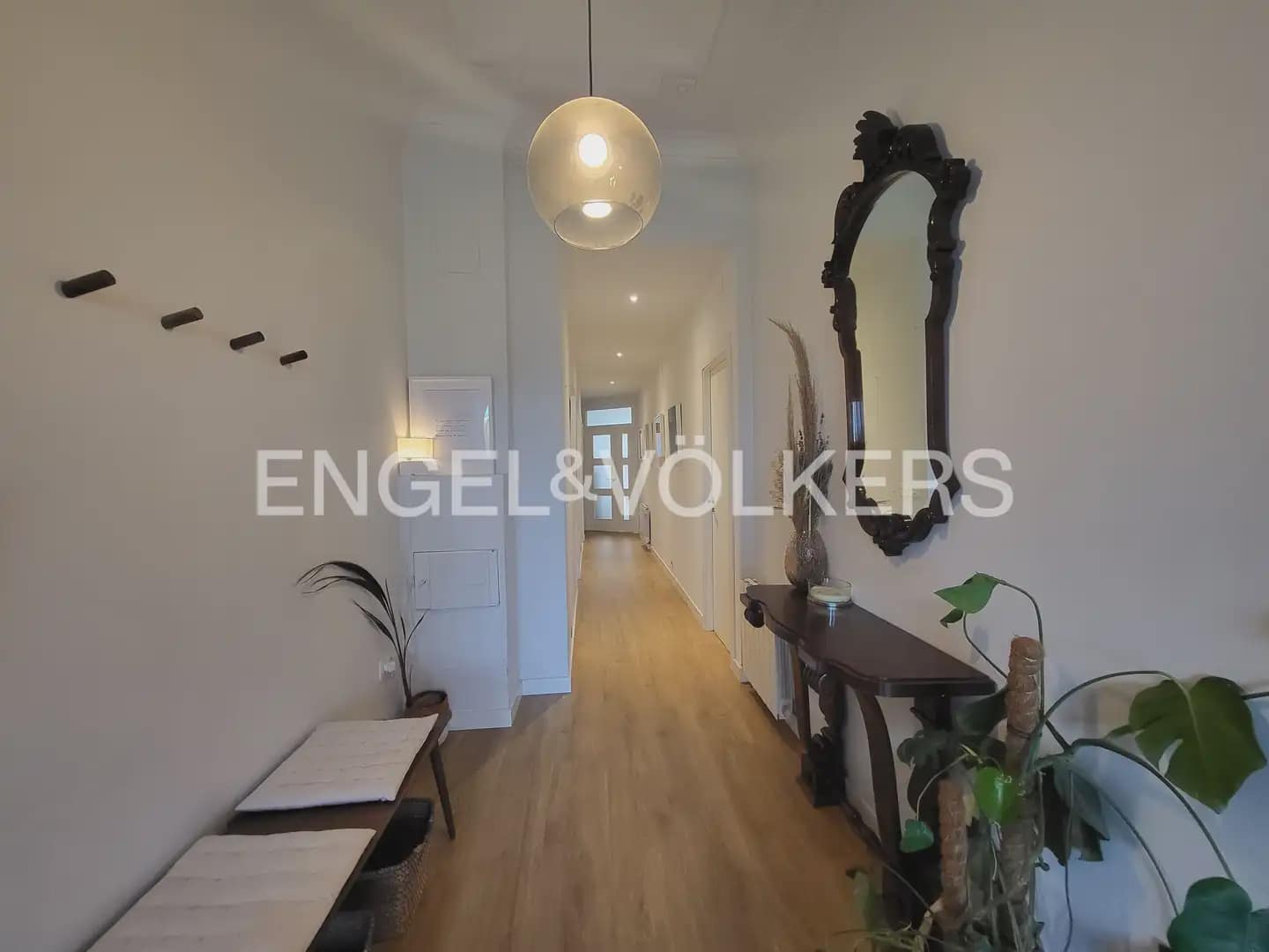 3 sypialnia Mieszkanie do wynajęcia w Miasto Walencja - 3 300 € (Ref: 9897699)