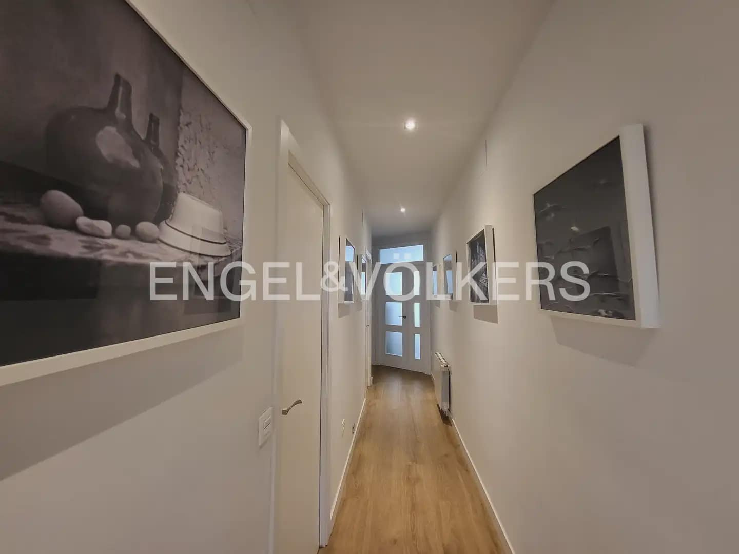 3 sypialnia Mieszkanie do wynajęcia w Miasto Walencja - 3 300 € (Ref: 9897699)